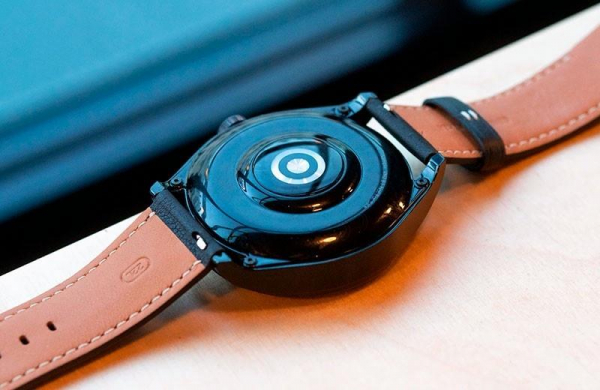 Обзор Huawei Watch Buds: умные часы с беспроводными наушниками в одном